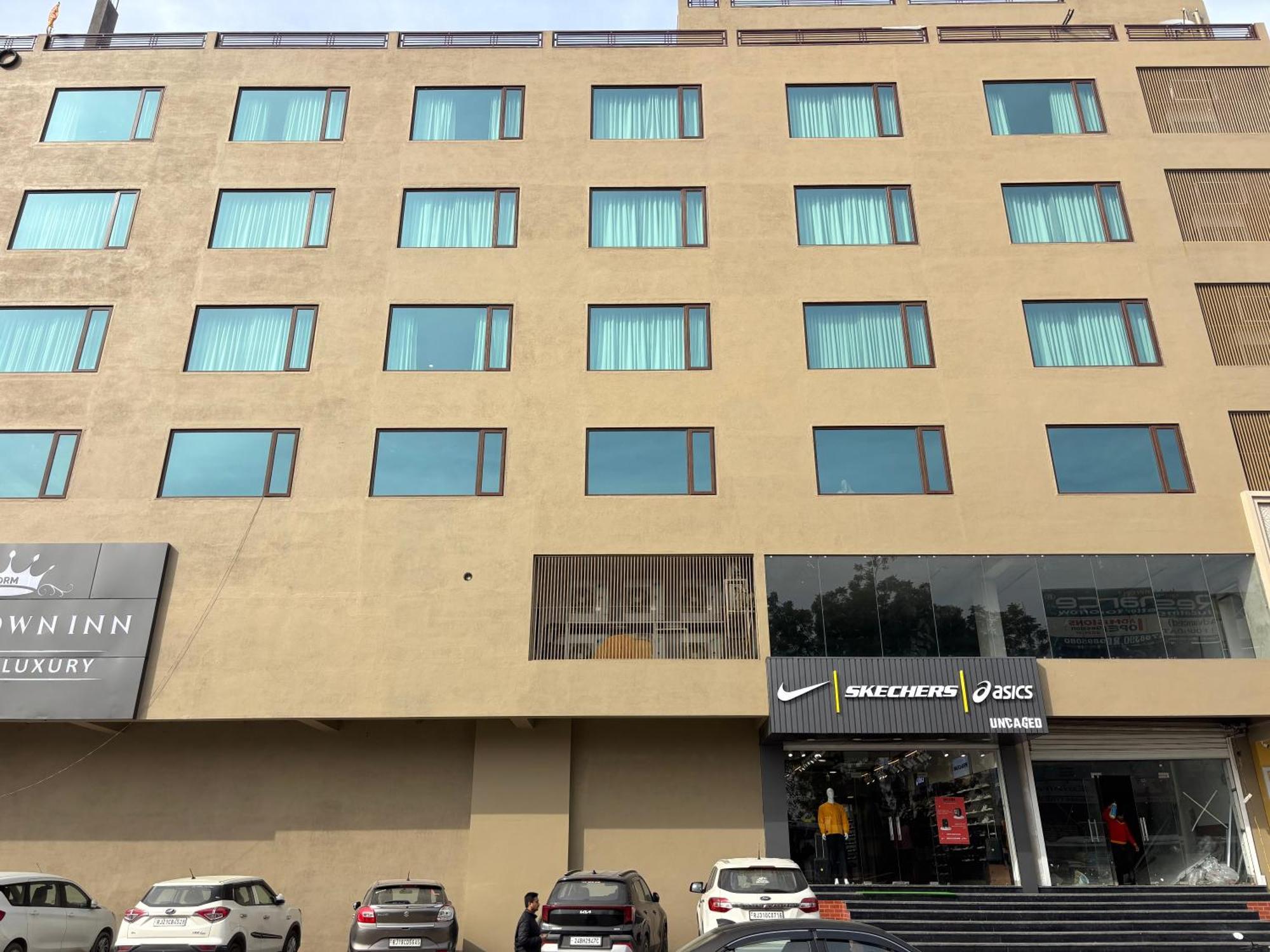 Hotel The Crown Inn Jhunjhunu Экстерьер фото