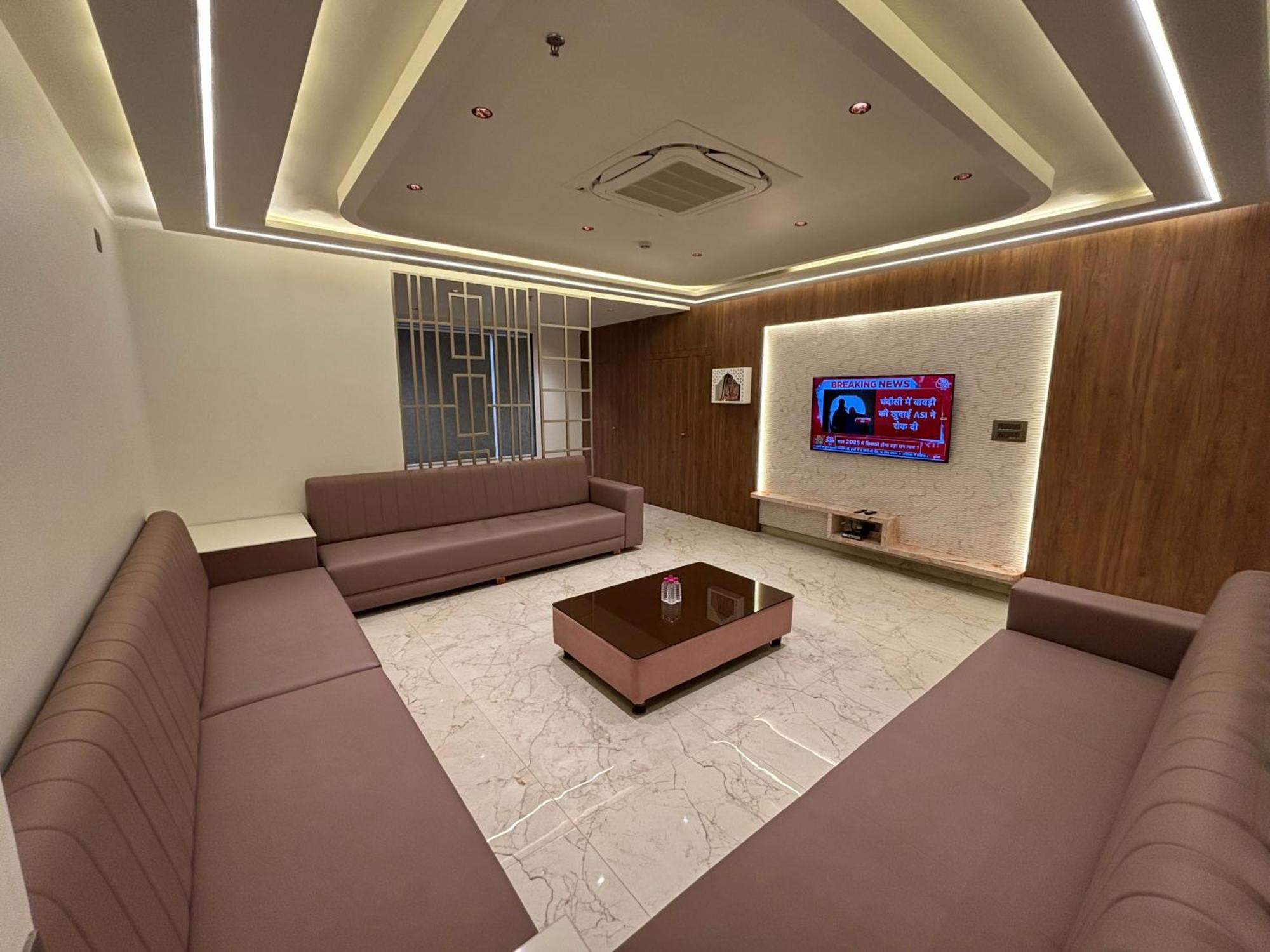 Hotel The Crown Inn Jhunjhunu Экстерьер фото