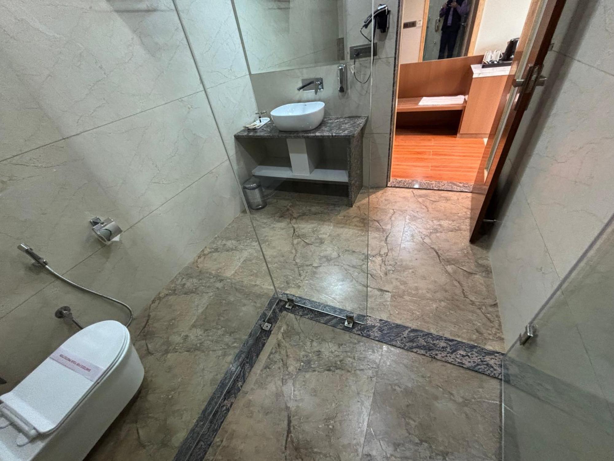Hotel The Crown Inn Jhunjhunu Экстерьер фото