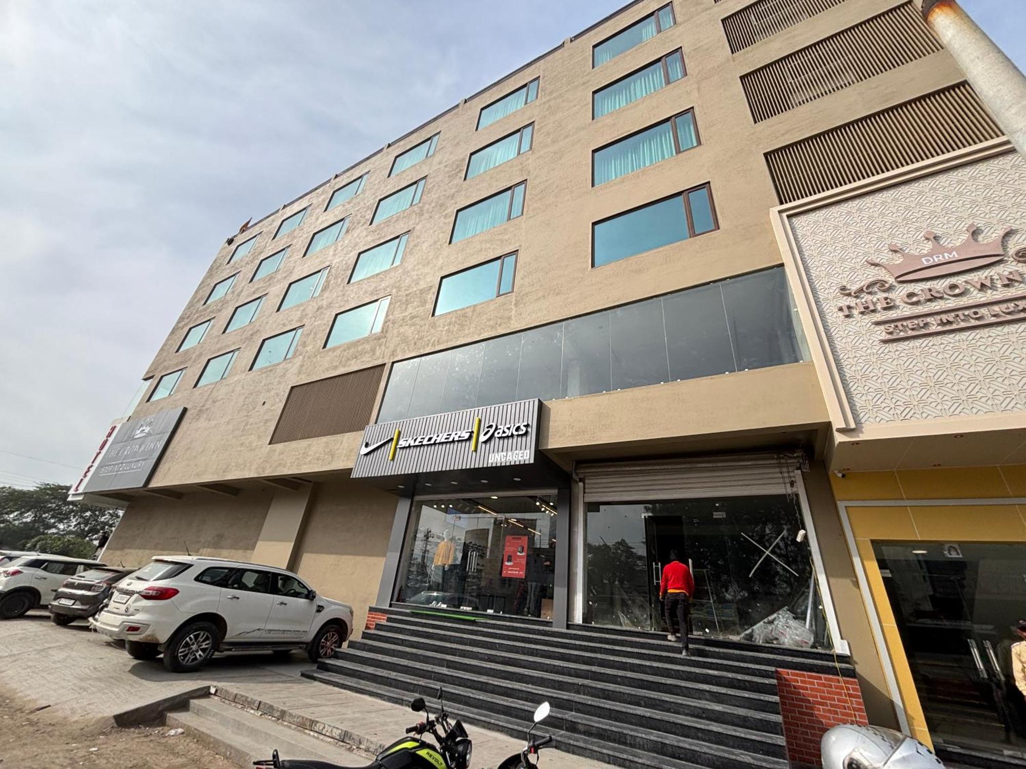 Hotel The Crown Inn Jhunjhunu Экстерьер фото