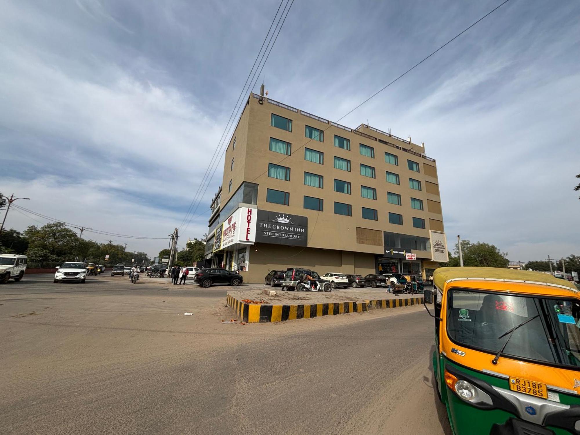 Hotel The Crown Inn Jhunjhunu Экстерьер фото